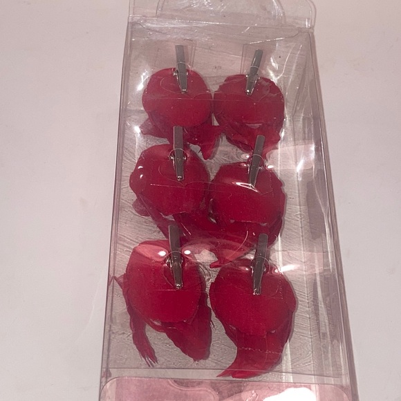 Christmas Blooming Holiday Red Cardinals Clip Ons Set of 6 New In Packaging - Picture 6 of 10